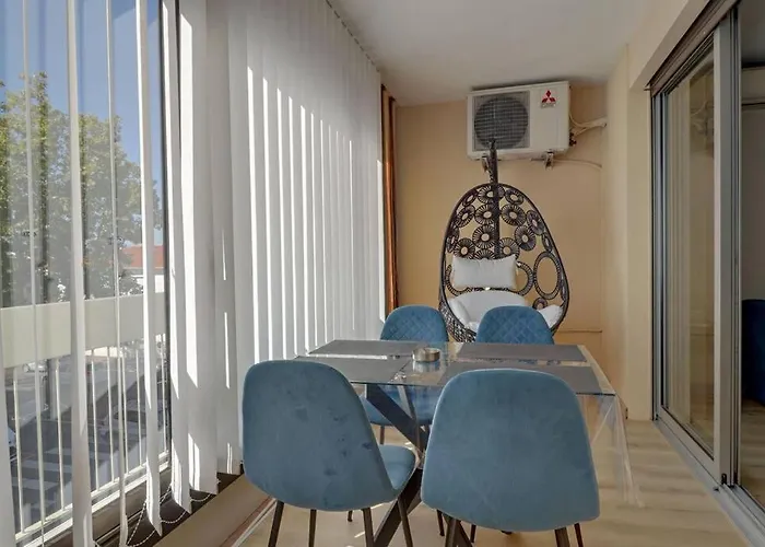 Esterel Plage I Bord De Mer Frejus I Clim I 4 Personnes